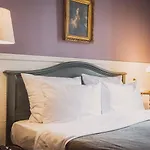 Hotell Henri 4*