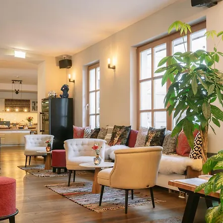 Hotel Henri 4*