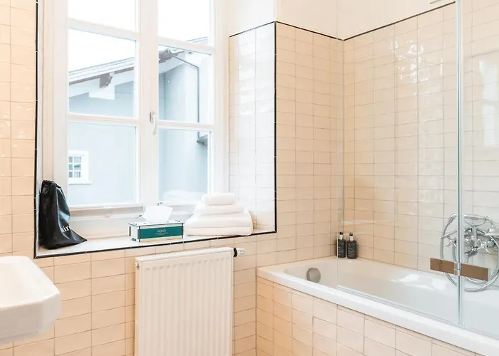Hotel Henri 4*
