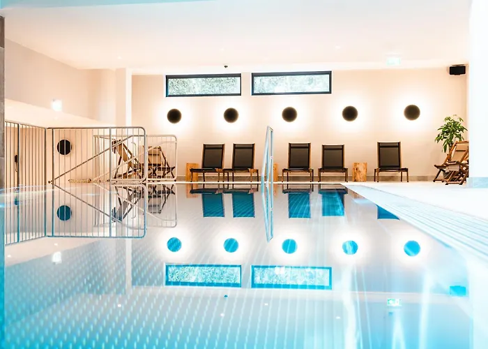 Henri Hotel