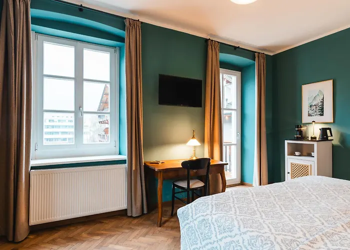 Hotel Henri 4*