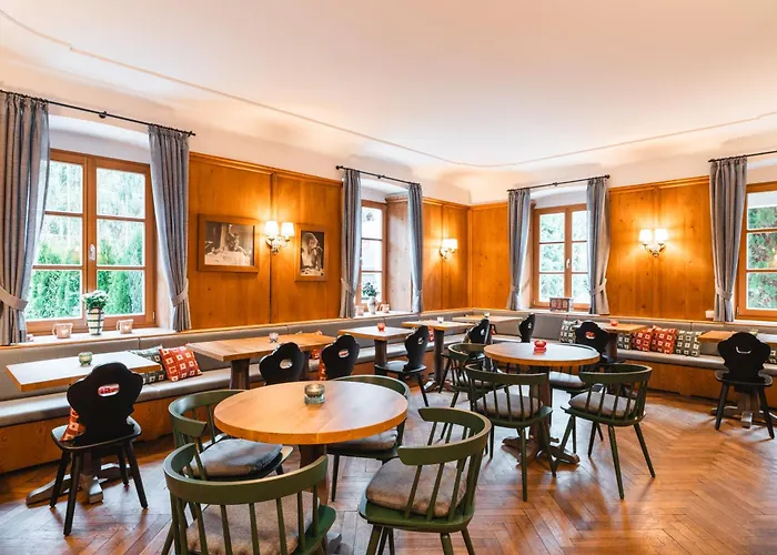 Henri Hotel