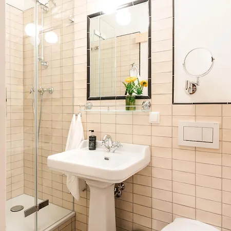 Henri 호텔 키츠부헬